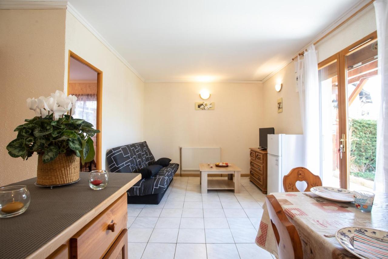 La Durance - 1 Chambre Terrasse Et Jardin Daire Saint-André-dʼEmbrun Dış mekan fotoğraf
