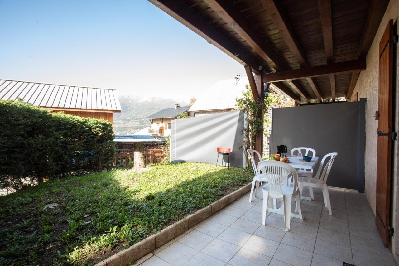 La Durance - 1 Chambre Terrasse Et Jardin Daire Saint-André-dʼEmbrun Dış mekan fotoğraf