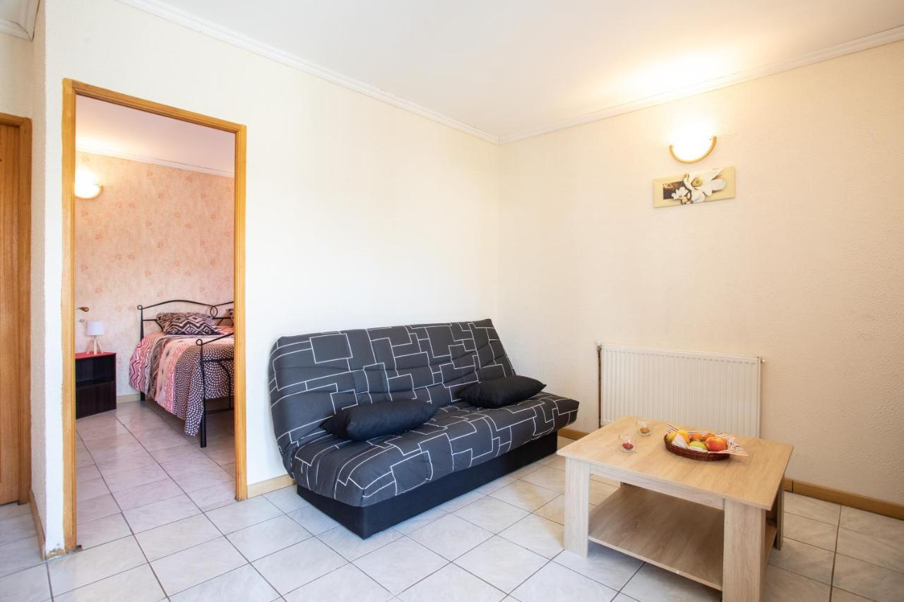 La Durance - 1 Chambre Terrasse Et Jardin Daire Saint-André-dʼEmbrun Dış mekan fotoğraf